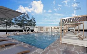 Silia Suites